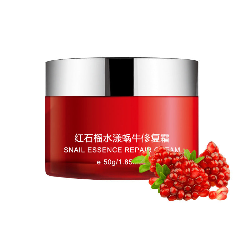 Pomegranate Set Moisturizing Cosmetics